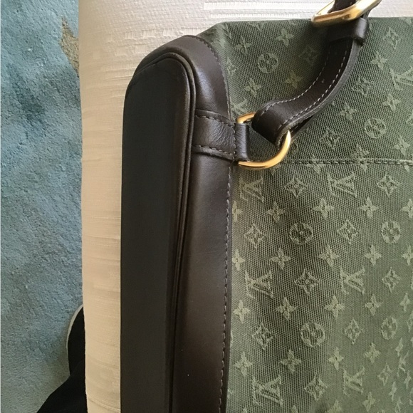 Authentic Louis Vuitton Khaki Green Lin Montsouris GM Backpack and box - Picture 4 of 11